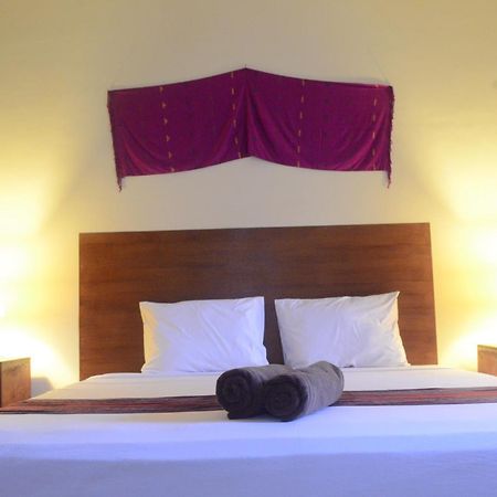 Wisma Bunda Gili Trawangan Exterior photo